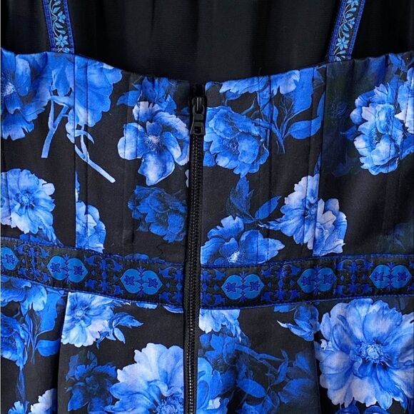 Alice + Olivia Florence Floral High-Low Gown size 4 - Picture 12 of 15